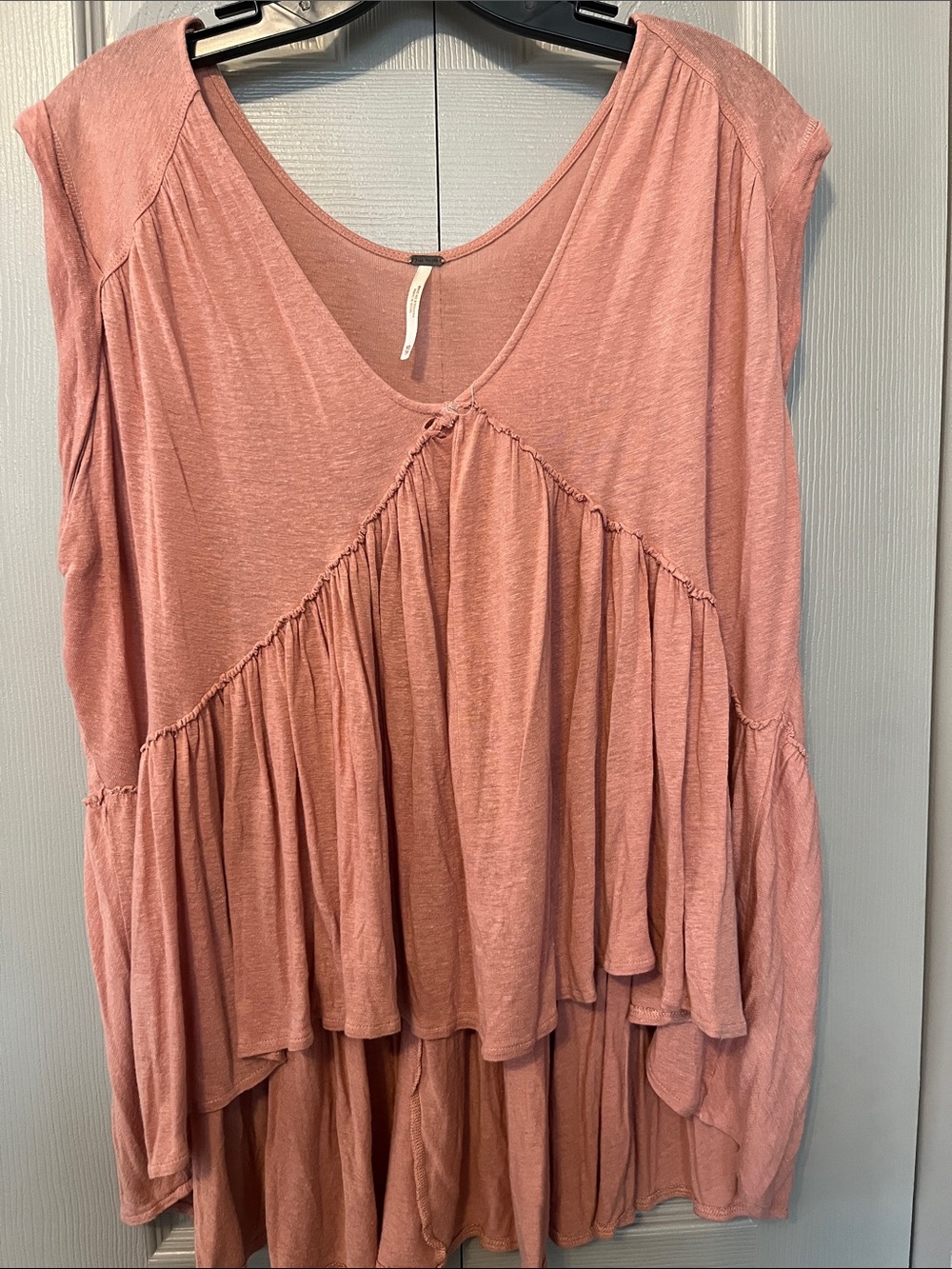7/$20 Free People rose pink sleeveless tiered tunic